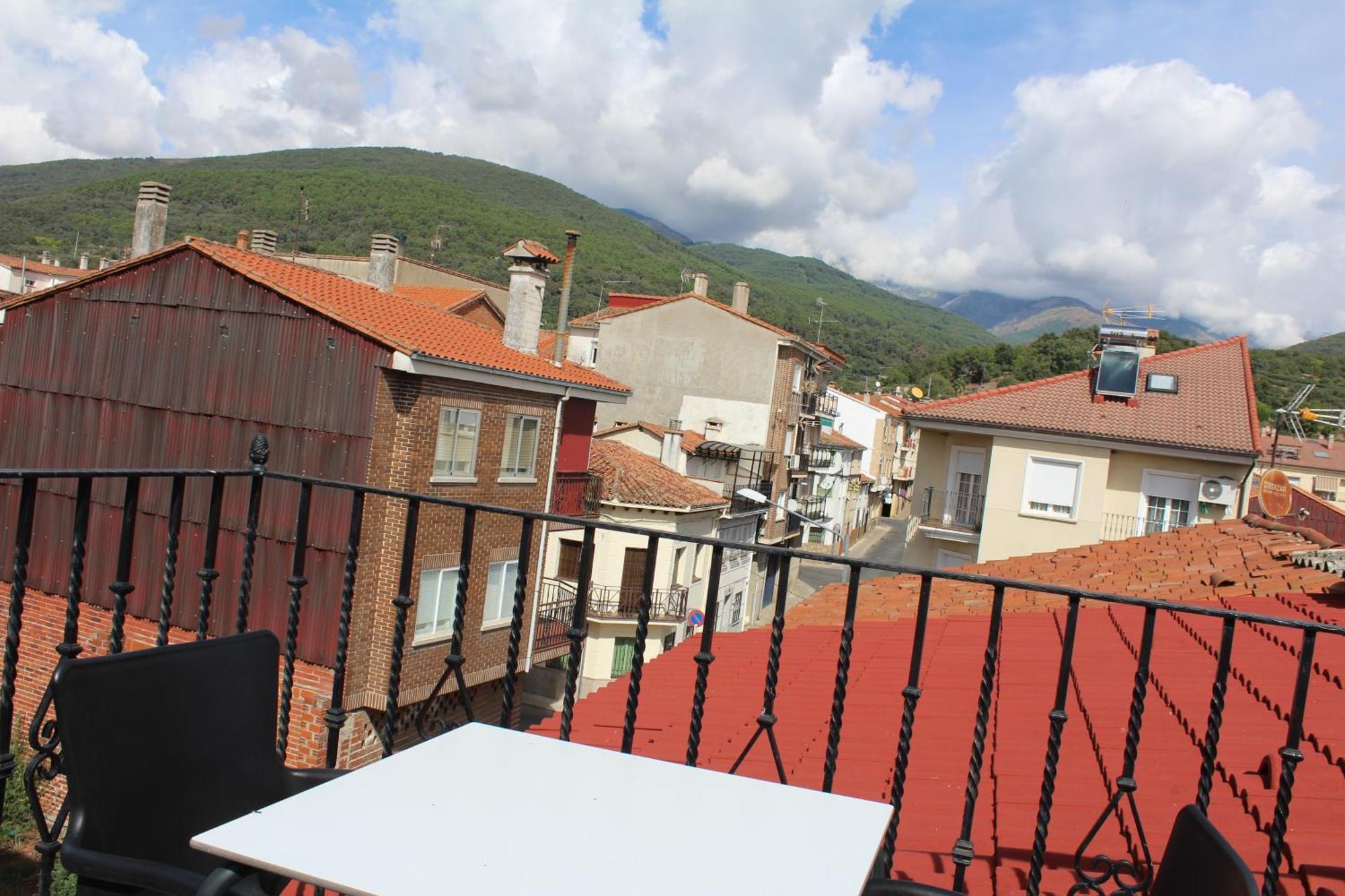 Apartament Atico Aires De Gredos Candeleda Zewnętrze zdjęcie