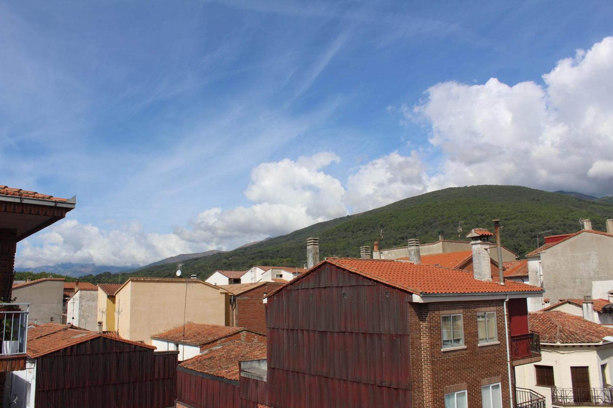 Apartament Atico Aires De Gredos Candeleda Zewnętrze zdjęcie